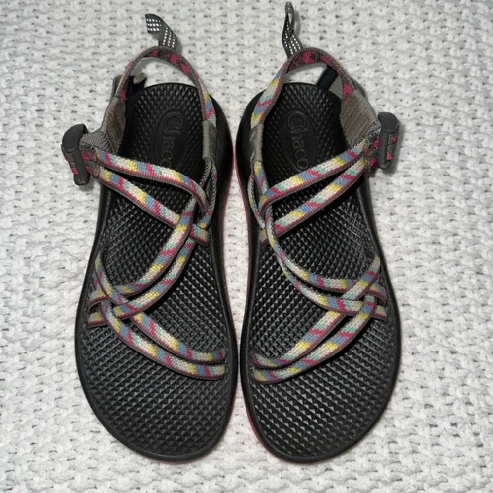 Chaco sandals Sz 4